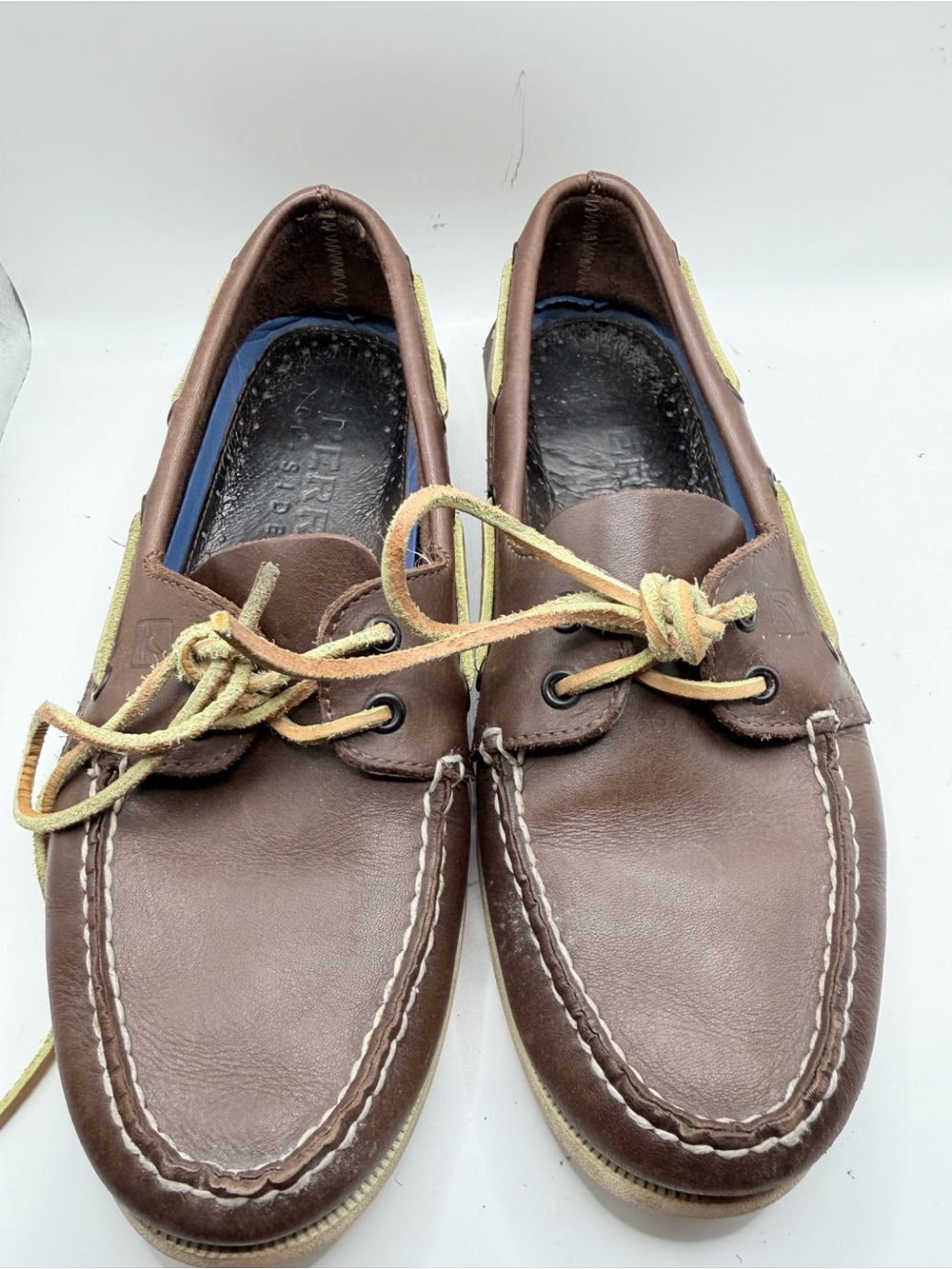 Sperry Brown Leather Men’s Boat Shoes with Tan Laces